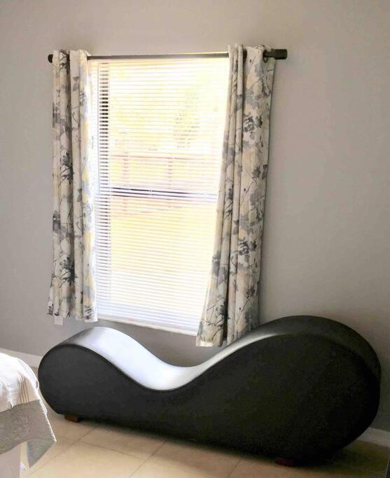 Debbie'S 3-Bedroom Apartment In A Duplex Cape Coral Eksteriør bilde